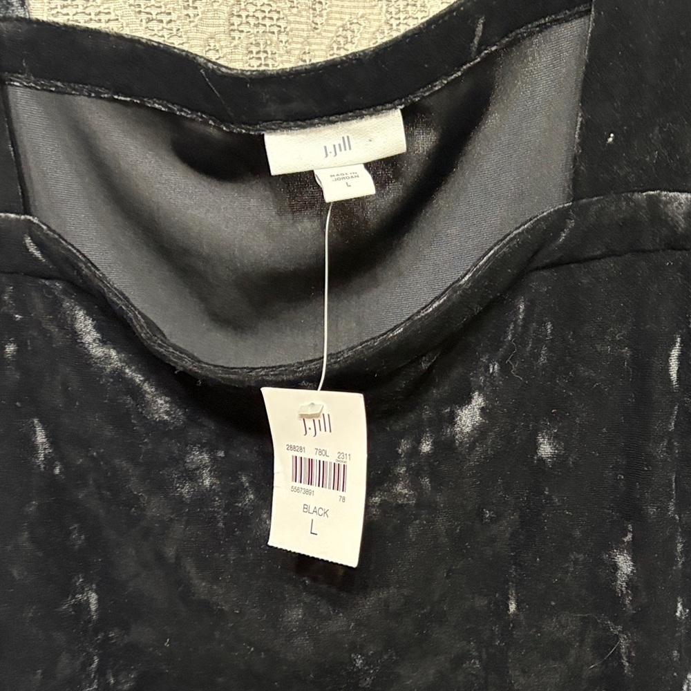 I Jill Large crushed Black Velvet tank - new with tags - Picture 2 of 3